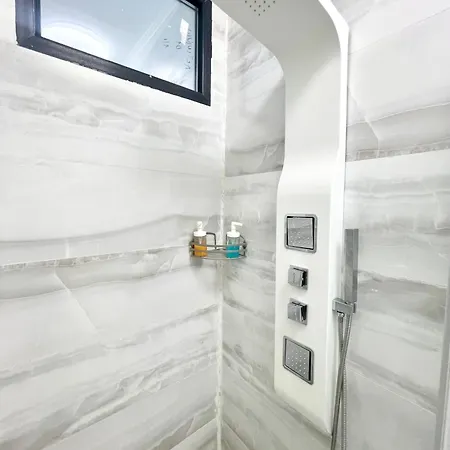 Appartement Capital 8 *